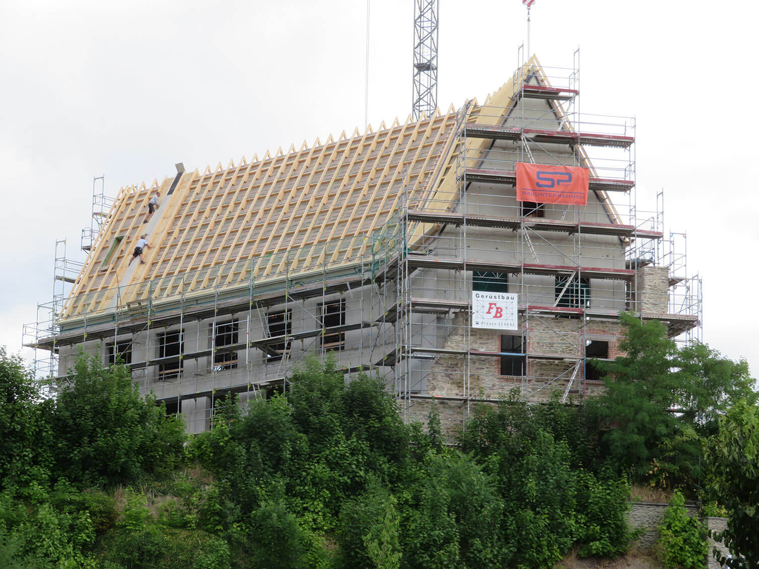 Dachtragwerk mit Dachaufbau ohne Dämmung und Dachschalung_4